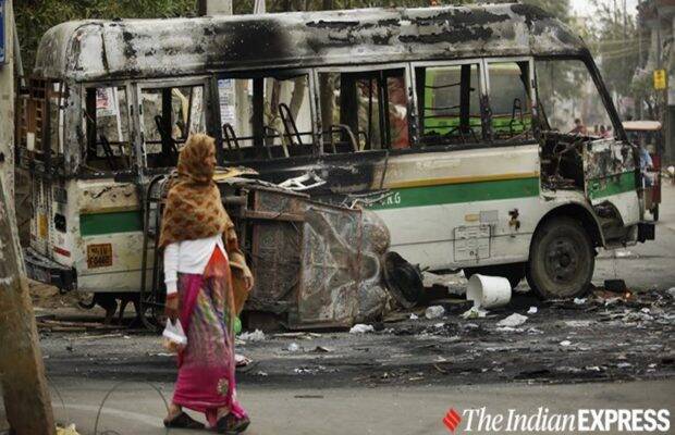 delhi-riot-620x400