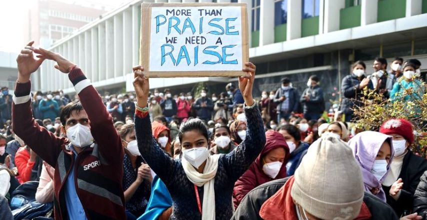 AIIMS-nurses-on-strike