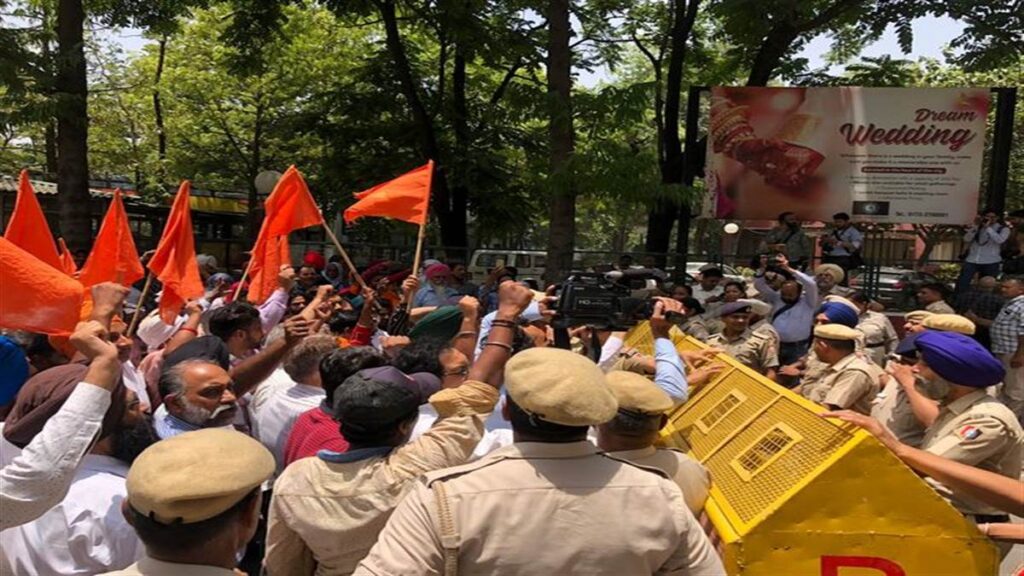 chandigadh_protest