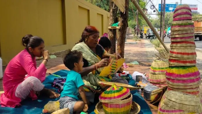 Women-facing-gender-discrimination-in-the-field-of-employment