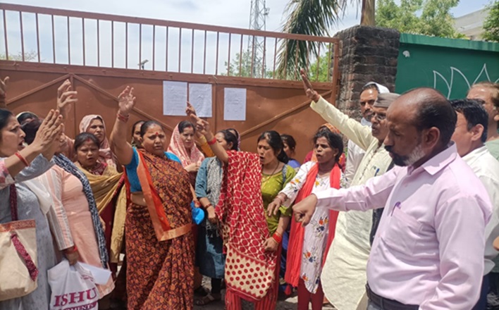 Ramnagar_hinsak_pashu_protest_MLA
