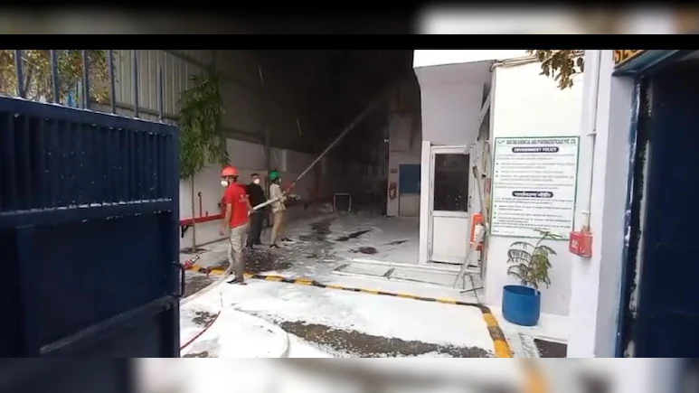 cb298l5g_alwar-fire_625x300_25_June_24