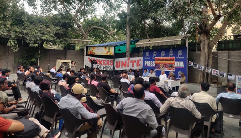 Presclub_sanghrshrat_mazdur-2